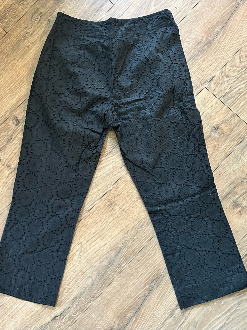 Banana Republic- Black Eyelet Lined Pants
